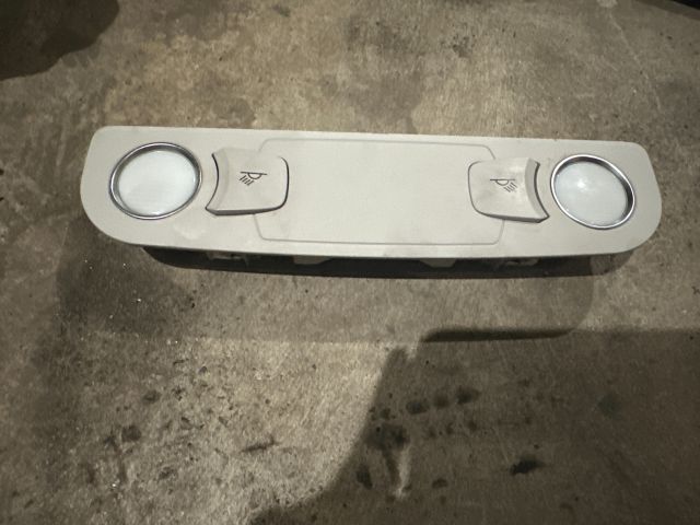 bontott AUDI A6 C6 Bal Belső Hátsó Lámpa