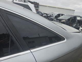 bontott AUDI A6 C6 Bal C Oszlop Oldalablak Üveg