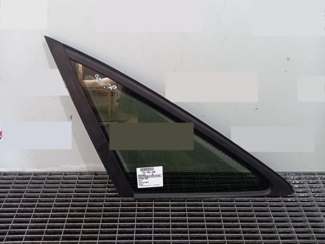 bontott AUDI A6 C6 Bal C Oszlop