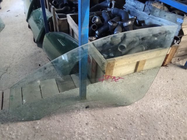 bontott AUDI A6 C6 Bal első Ablak