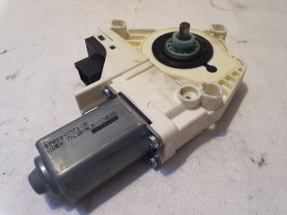 bontott AUDI A6 C6 Bal első Ablakemelő Motor