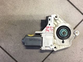 bontott AUDI A6 C6 Bal első Ablakemelő Motor