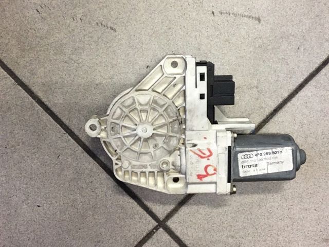 bontott AUDI A6 C6 Bal első Ablakemelő Motor