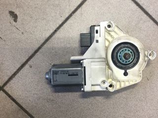 bontott AUDI A6 C6 Bal első Ablakemelő Motor