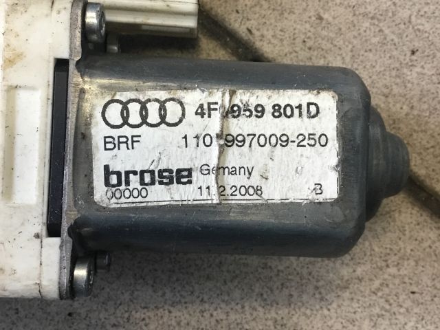 bontott AUDI A6 C6 Bal első Ablakemelő Motor