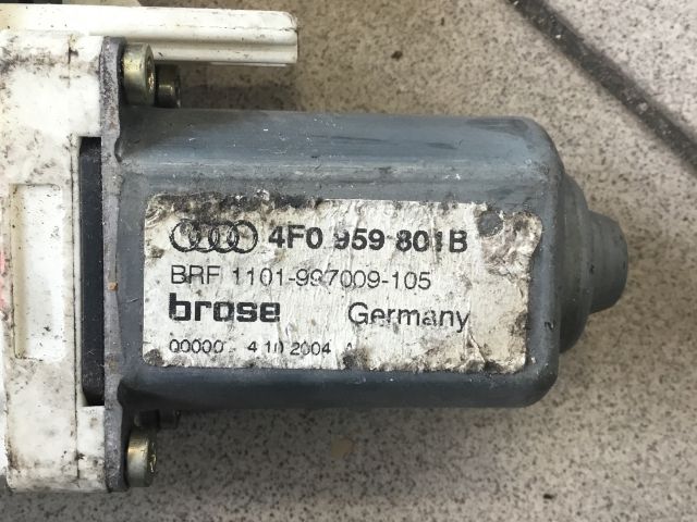 bontott AUDI A6 C6 Bal első Ablakemelő Motor