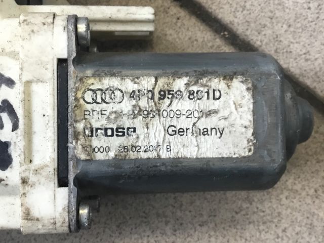 bontott AUDI A6 C6 Bal első Ablakemelő Motor