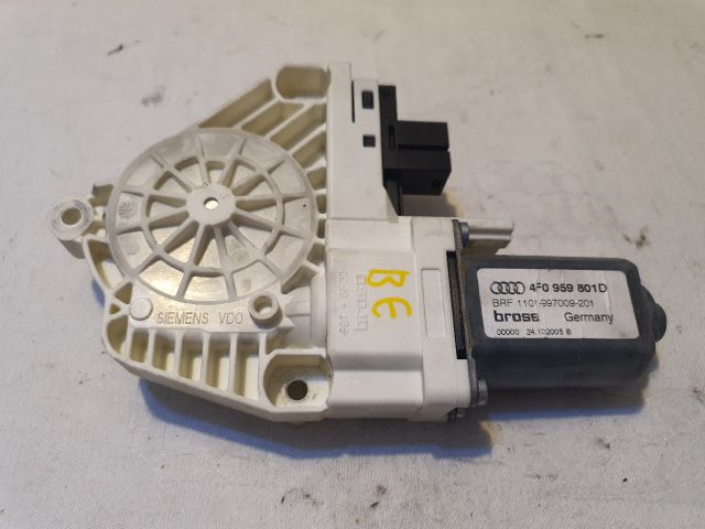 bontott AUDI A6 C6 Bal első Ablakemelő Motor