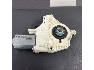 bontott AUDI A6 C6 Bal első Ablakemelő Motor