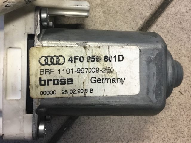 bontott AUDI A6 C6 Bal első Ablakemelő Motor
