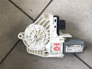 bontott AUDI A6 C6 Bal első Ablakemelő Motor