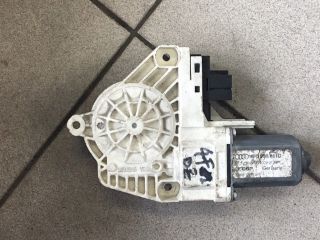 bontott AUDI A6 C6 Bal első Ablakemelő Motor