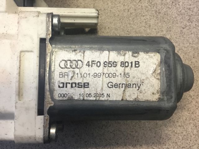 bontott AUDI A6 C6 Bal első Ablakemelő Motor