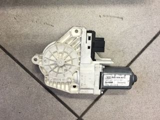 bontott AUDI A6 C6 Bal első Ablakemelő Motor