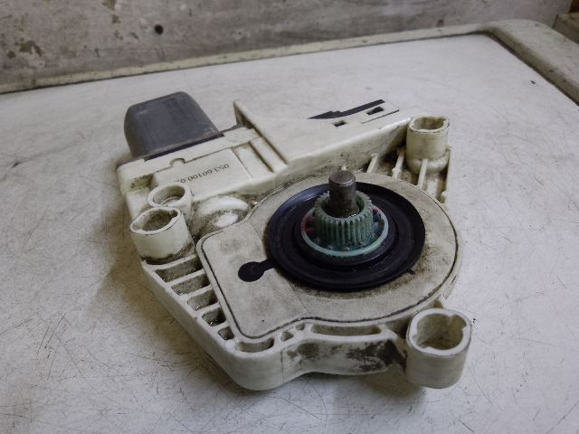 bontott AUDI A6 C6 Bal első Ablakemelő Szerkezet (Elektromos)