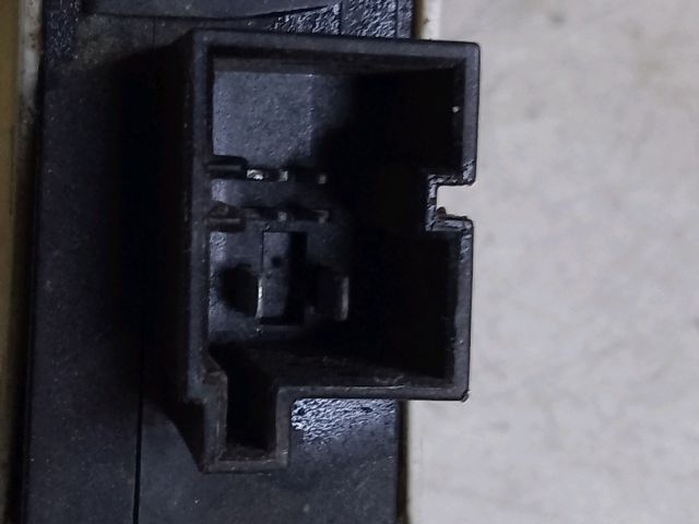 bontott AUDI A6 C6 Bal első Ablakemelő Szerkezet (Elektromos)