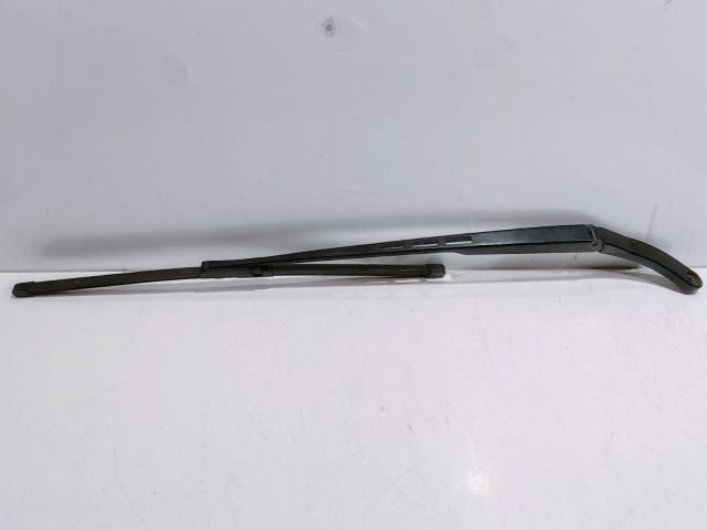 bontott AUDI A6 C6 Bal első Ablaktörlő Kar