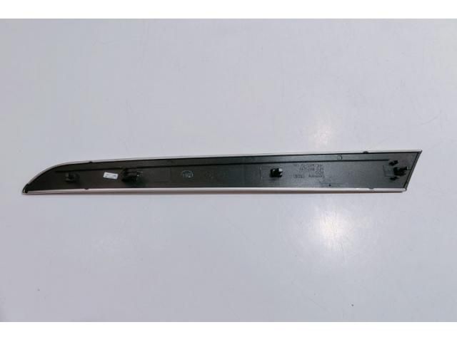 bontott AUDI A6 C6 Bal első Ajtó Díszléc