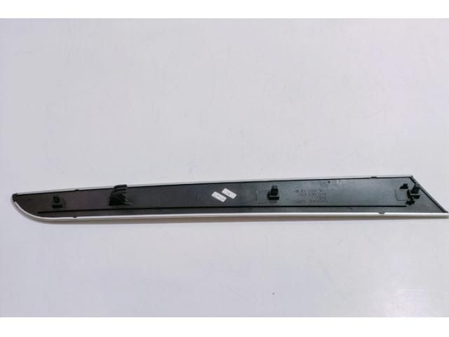 bontott AUDI A6 C6 Bal első Ajtó Díszléc