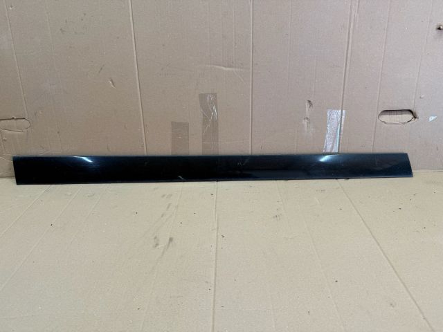 bontott AUDI A6 C6 Bal első Ajtó Díszléc