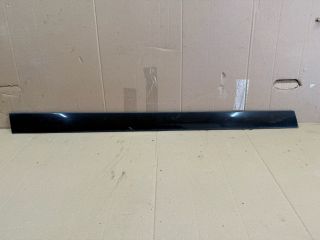 bontott AUDI A6 C6 Bal első Ajtó Díszléc