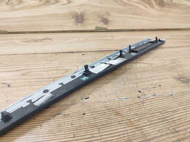 bontott AUDI A6 C6 Bal első Ajtó Kárpit Díszléc