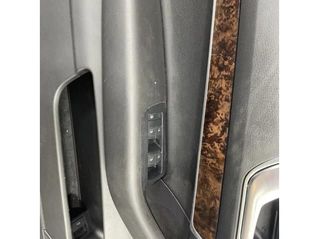 bontott AUDI A6 C6 Bal első Ajtó Kárpit