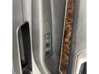 bontott AUDI A6 C6 Bal első Ajtó Kárpit