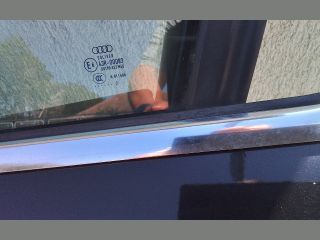 bontott AUDI A6 C6 Bal első Ajtó (Részeivel)