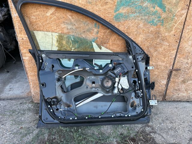 bontott AUDI A6 C6 Bal első Ajtó (Részeivel)