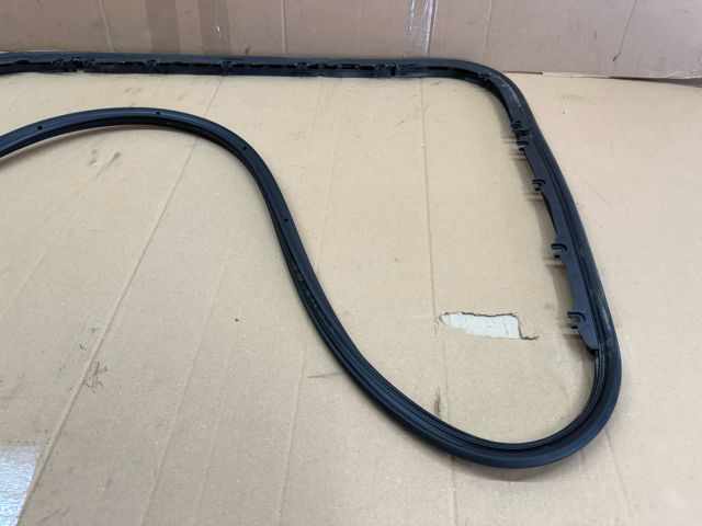 bontott AUDI A6 C6 Bal első Ajtó Szigetelés