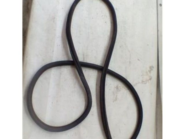 bontott AUDI A6 C6 Bal első Ajtó Szigetelés