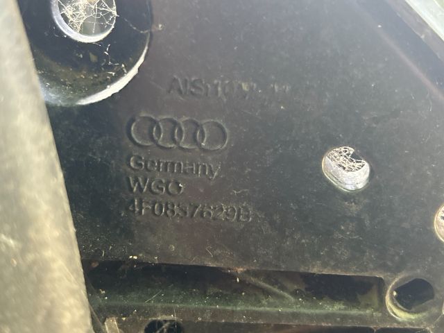 bontott AUDI A6 C6 Bal első Ajtó (Üres lemez)