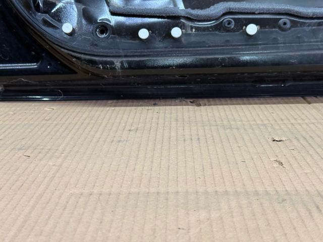 bontott AUDI A6 C6 Bal első Ajtó (Üres lemez)