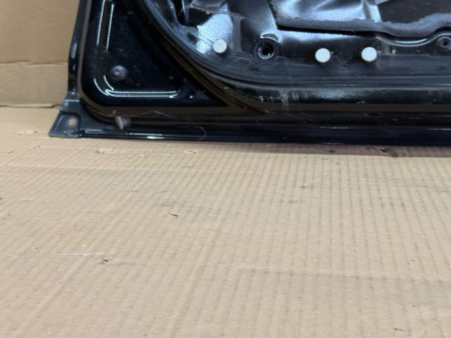 bontott AUDI A6 C6 Bal első Ajtó (Üres lemez)