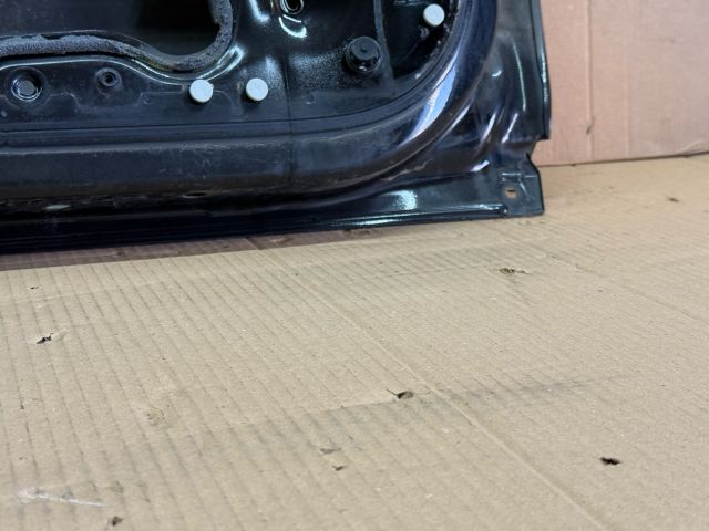 bontott AUDI A6 C6 Bal első Ajtó (Üres lemez)