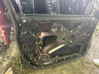 bontott AUDI A6 C6 Bal első Ajtó (Üres lemez)