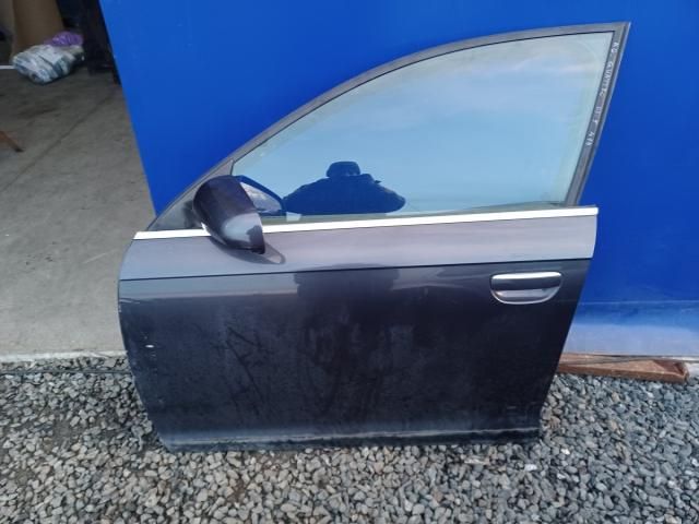 bontott AUDI A6 C6 Bal első Ajtó (Üres lemez)