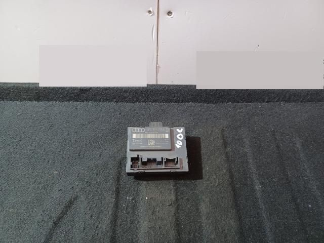 bontott AUDI A6 C6 Bal első Ajtó Vezérlőegység