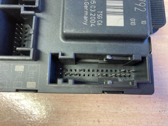 bontott AUDI A6 C6 Bal első Ajtó Vezérlőegység