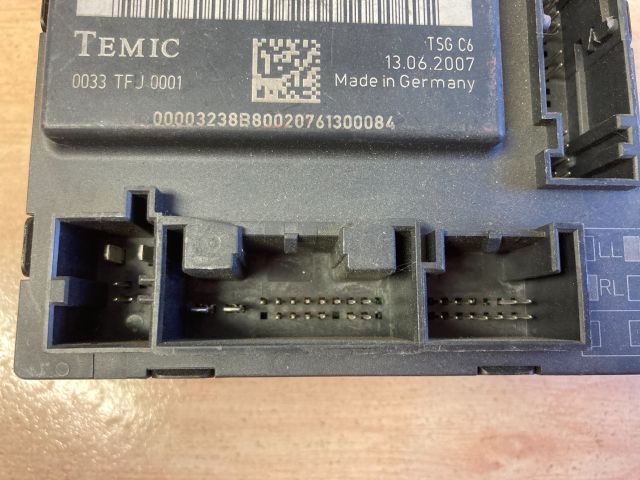 bontott AUDI A6 C6 Bal első Ajtó Vezérlőegység