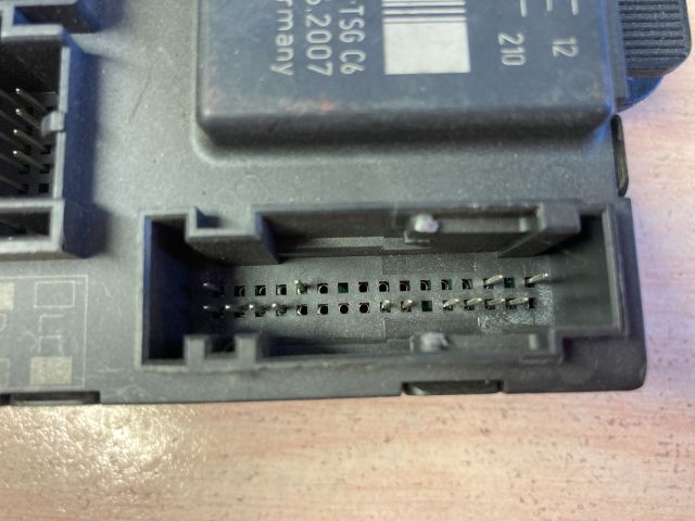 bontott AUDI A6 C6 Bal első Ajtó Vezérlőegység