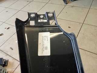 bontott AUDI A6 C6 Bal első Ajtókeret Burkolat