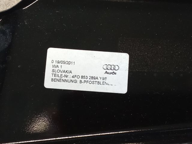 bontott AUDI A6 C6 Bal első Ajtókeret Burkolat