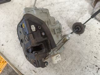 bontott AUDI A6 C6 Bal első Ajtózár