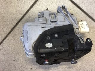 bontott AUDI A6 C6 Bal első Ajtózár