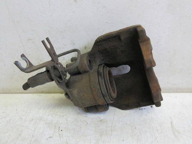 bontott AUDI A6 C6 Bal első Féknyereg Munkahengerrel