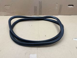 bontott AUDI A6 C6 Bal első Gumikéder