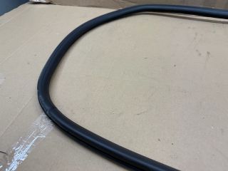 bontott AUDI A6 C6 Bal első Gumikéder