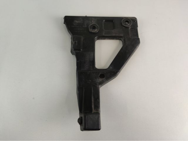 bontott AUDI A6 C6 Bal első Lökhárító Tartó (Műanyag)